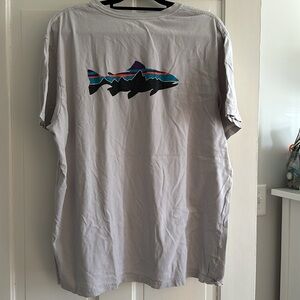 Patagonia men’s size XXL shirt